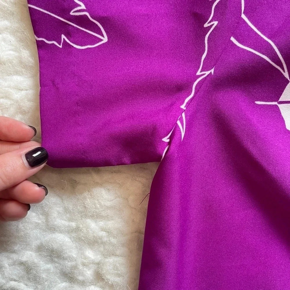 VINTAGE: Rainbow Paradise 70s Hawaiian shirt with feather pattern - size small - Picture 9 of 9